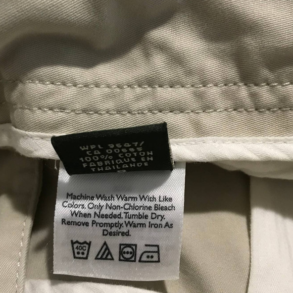 Eddie Bauer Khaki Vashon Fit Bermuda Chino Shorts, Size 8 - Picture 5 of 5